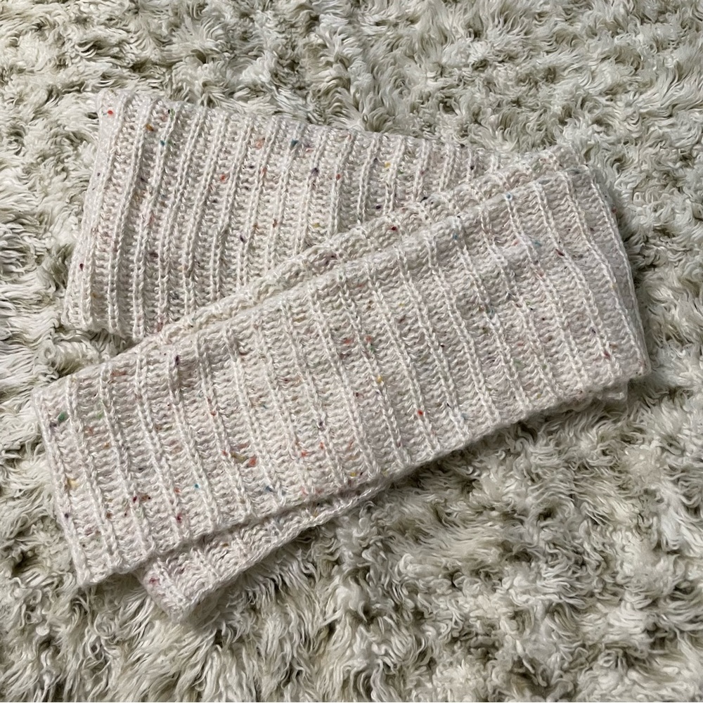 Old Navy Cream With Flecks Of Color Rib knit Infinity Scarf NWT.